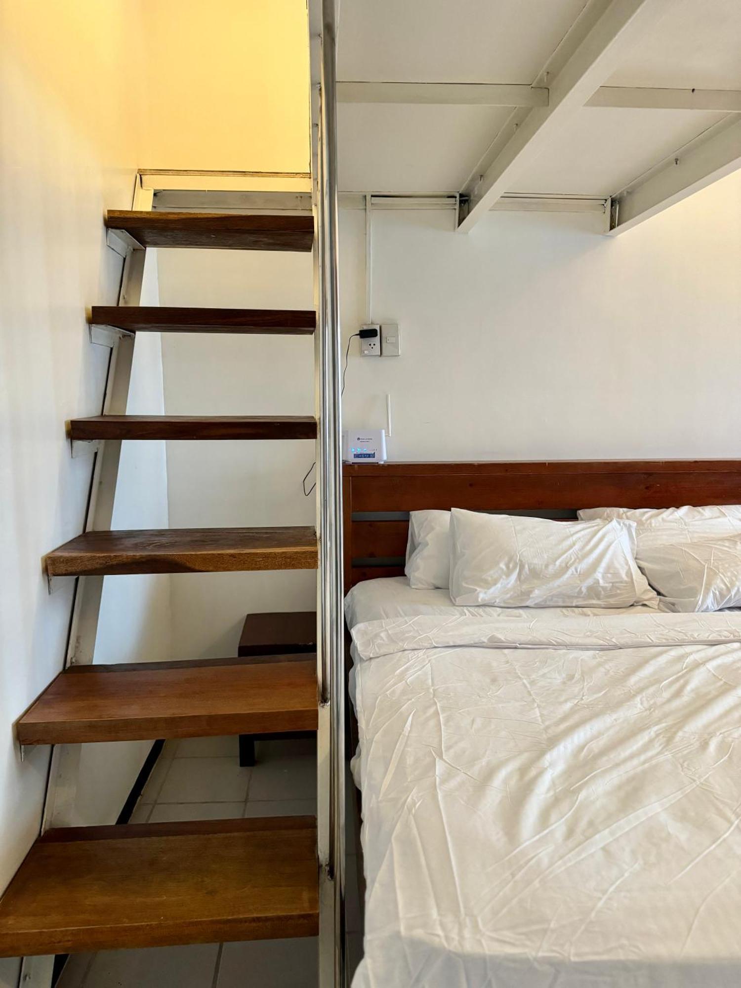 Cozy Pod Aparthotel Olongapo City Exteriör bild