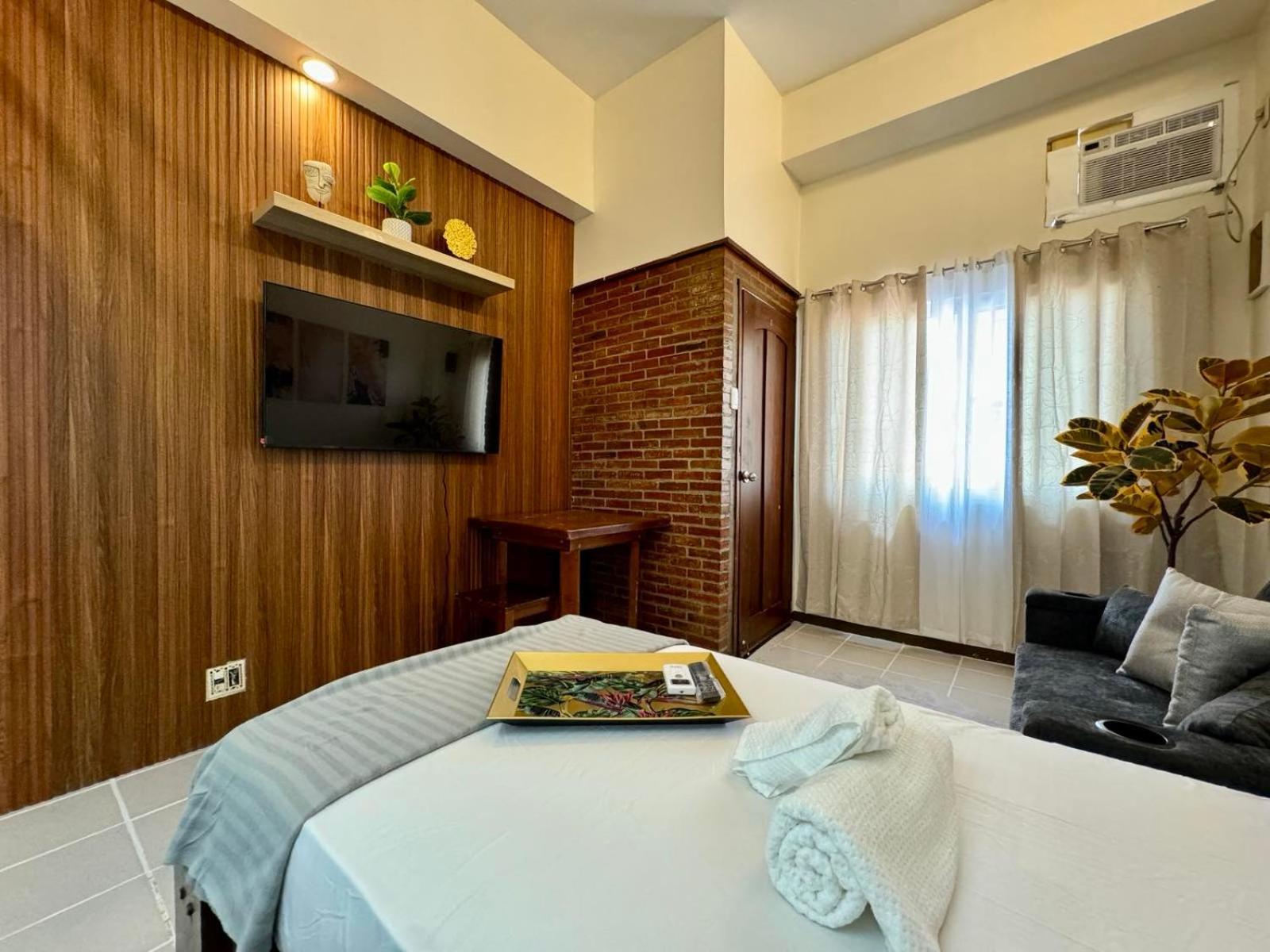 Cozy Pod Aparthotel Olongapo City Exteriör bild